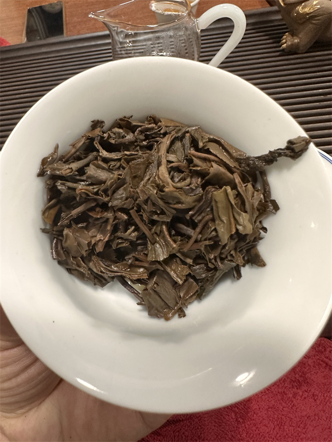 [黎明茶厂]2008年 黎明红印特级品 357g