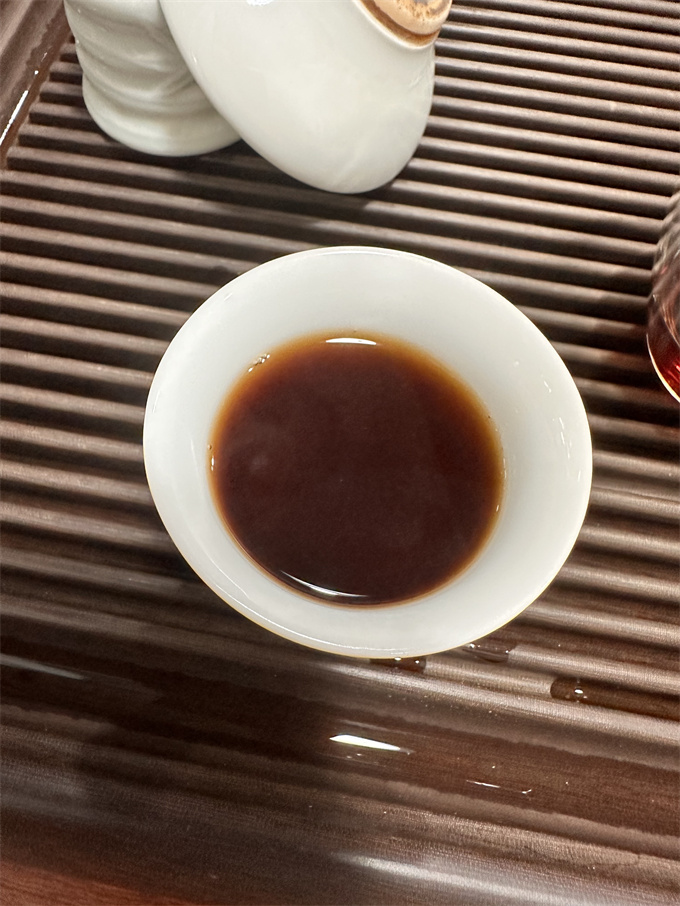 [云芝茶厂]2005年 金瓜贡茶 熟茶 500g